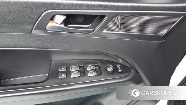Ssangyong The New Rexton Sports Cannes id 4388990 из Кореи 22