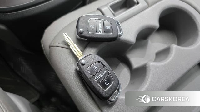 Hyundai The New Grand Starex id 4471438 из Кореи 22