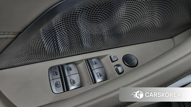 BMW 8 Series (G15) id 4917419 из Кореи 22