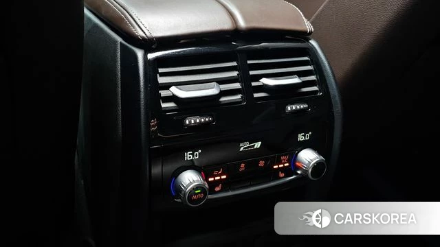 BMW 5 Series (G30) id 4574534 из Кореи 22