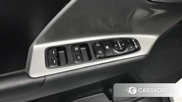 Kia The New Niro id 4330637 из Кореи 22