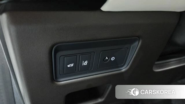 Land Rover Discovery 5 id 4339812 из Кореи 22