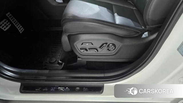 Hyundai Santa Fe (MX5) id 4602565 из Кореи 22