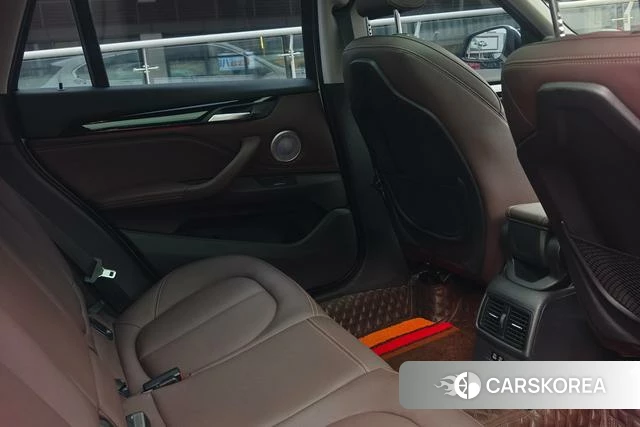 BMW X1 id 4215584 из Китая 22