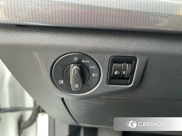 Volkswagen Bora id 4277012 из Китая 22