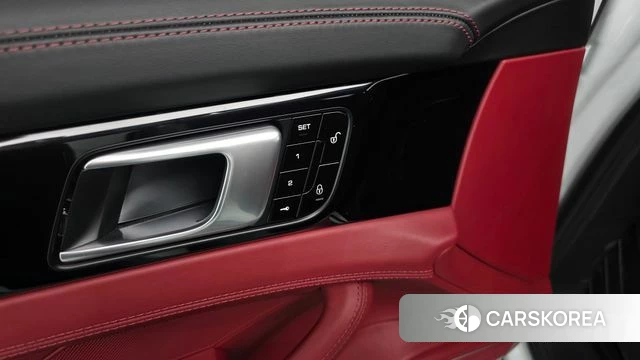 Porsche Panamera (971) id 4543733 из Кореи 22