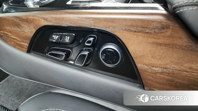 Genesis G90 id 4595580 из Кореи 22