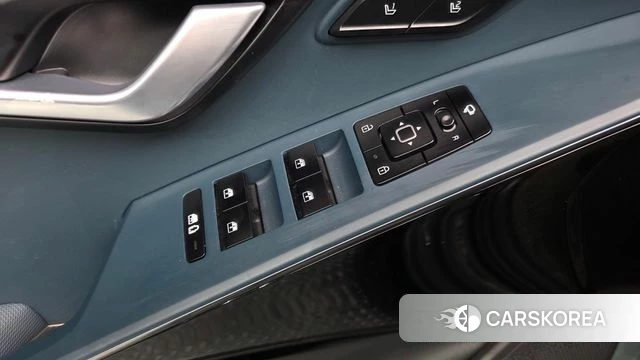 Kia Di Ol Nu Niro id 4201878 из Кореи 22