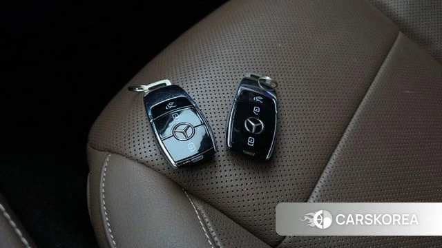 Mercedes-Benz E-Class W213 id 4572712 из Кореи 22