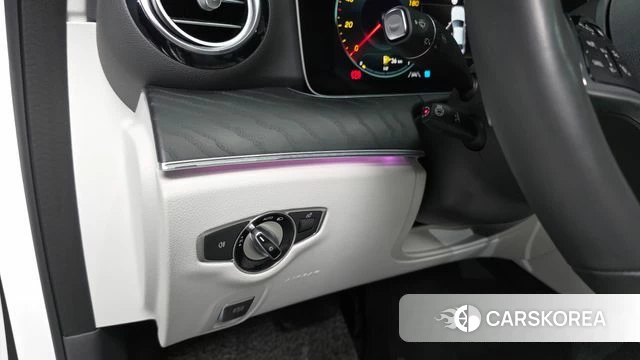 Mercedes-Benz E-Class W213 id 4656289 из Кореи 21