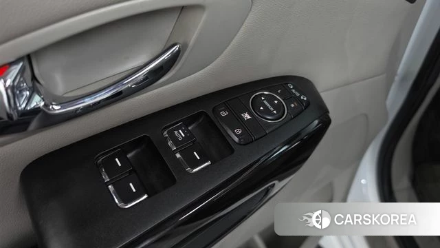 Kia The New Carnival id 4620361 из Кореи 22