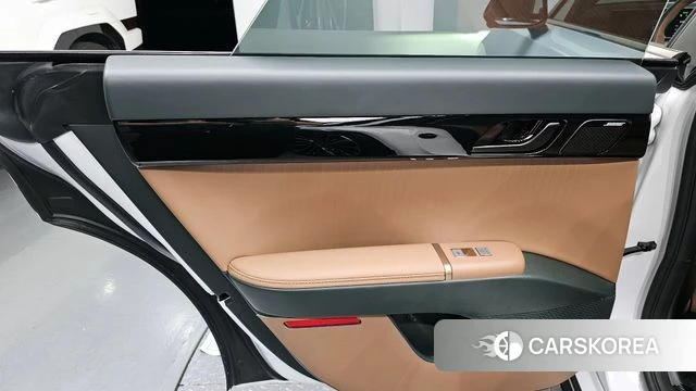 Hyundai Grandeur (GN7) id 4381536 из Кореи 22
