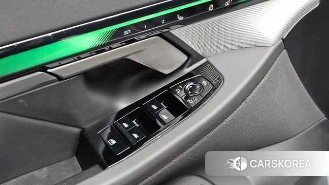 BMW 5 Series (G60) id 4634961 из Кореи 22