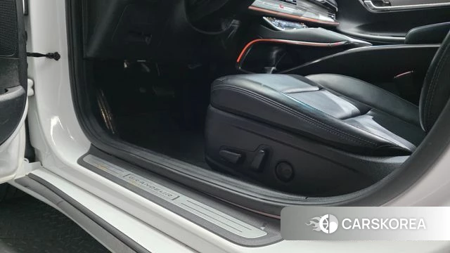 Hyundai The New Grandeur IG Hybrid id 4231523 из Кореи 22