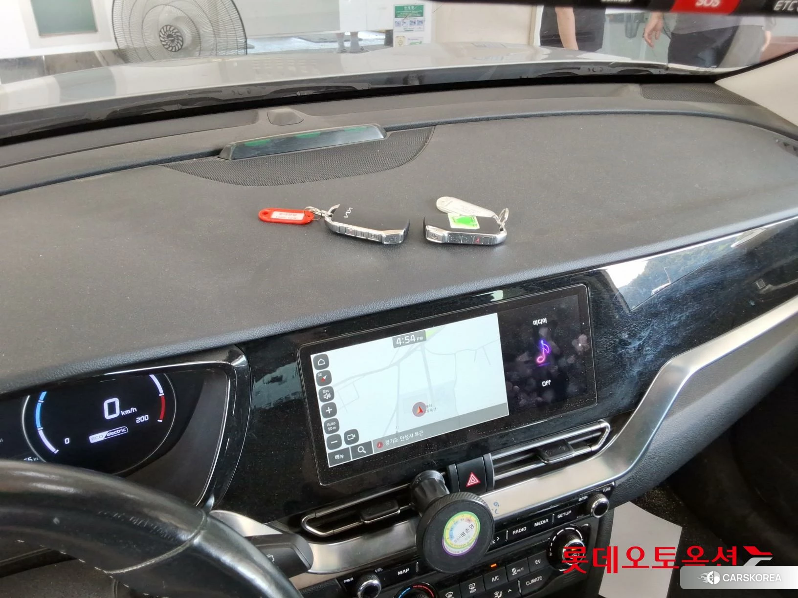 Kia Niro Plus id 4669075 из Кореи 22