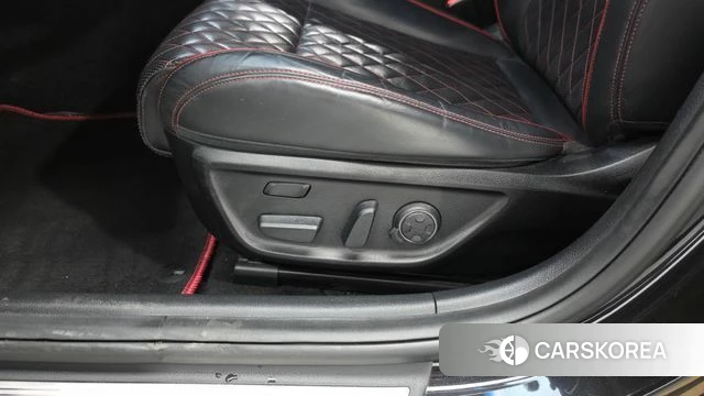 Genesis G70 id 4397550 из Кореи 22