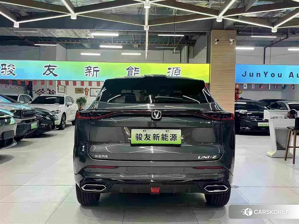Chang'an Changan UNI-Z New Energy id 4583760 из Китая 22