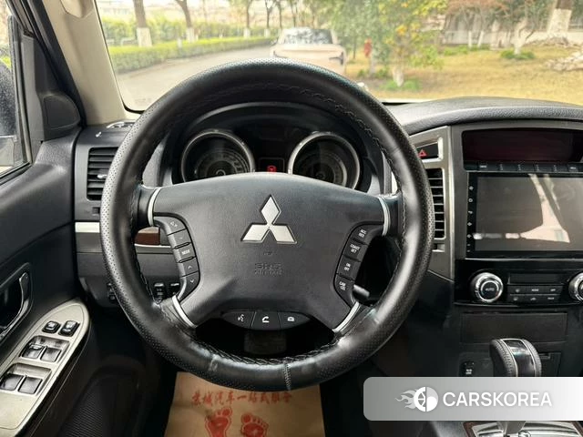 Mitsubishi  Pajero (imported) id 4241547 из Китая 22