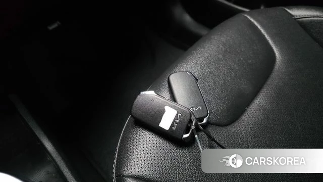 Kia Niro Plus id 4899015 из Кореи 22