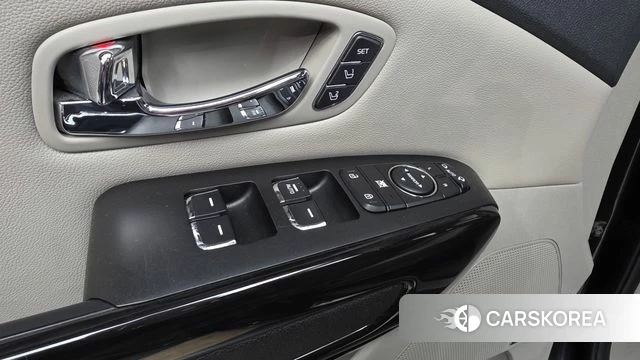 Kia The New Carnival id 4882042 из Кореи 22