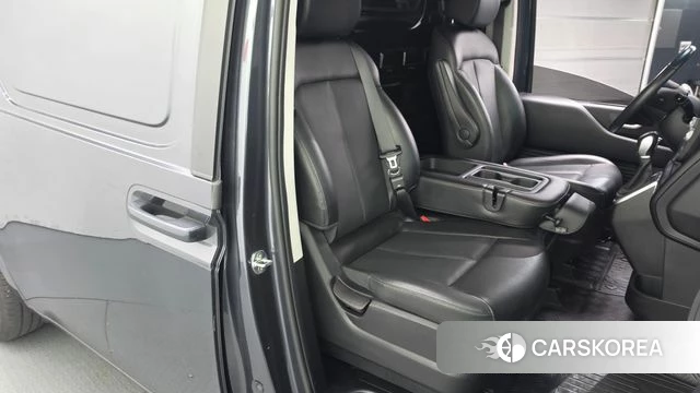 Hyundai Staria id 4942891 из Кореи 22