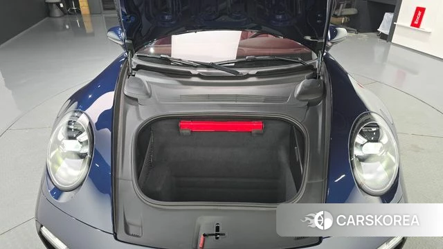 Porsche 911(992) id 4637220 из Кореи 22