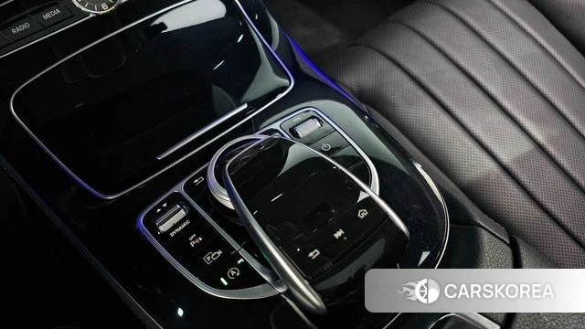 Mercedes-Benz E-Class W213 id 4496679 из Кореи 22
