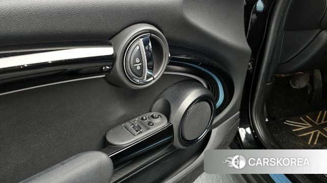 Mini Cooper Electric id 4415491 из Кореи 22