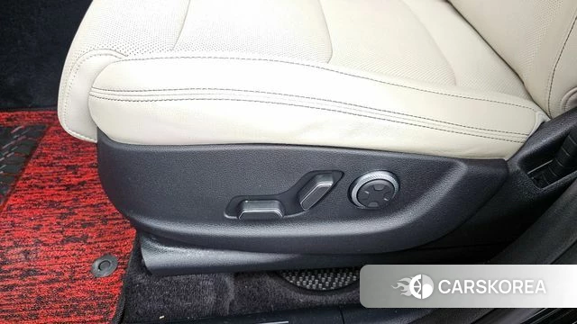 Genesis GV70 id 4224000 из Кореи 22