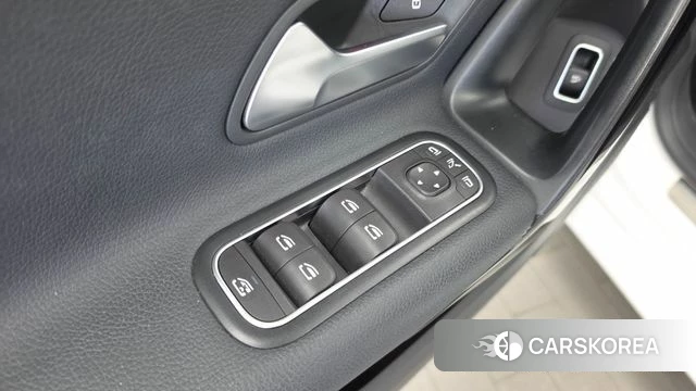 Mercedes-Benz A-Class W177 id 4881922 из Кореи 22