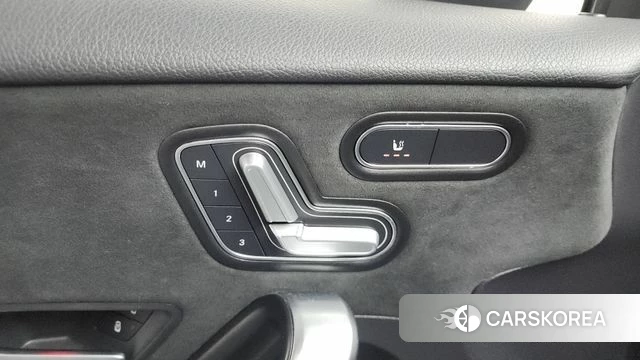Mercedes-Benz A-Class W177 id 4507306 из Кореи 22
