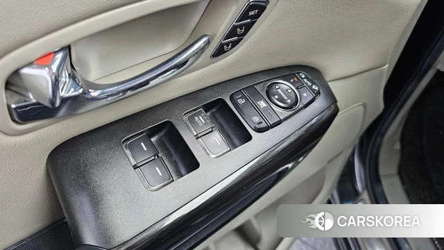 Kia The New Carnival id 4294887 из Кореи 22