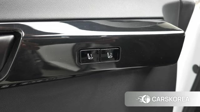 Hyundai Grandeur Hybrid (GN7) id 4315828 из Кореи 22