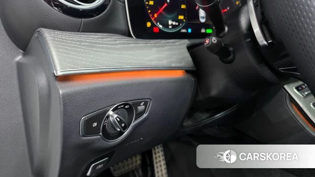 Mercedes-Benz E-Class W213 id 4784367 из Кореи 22