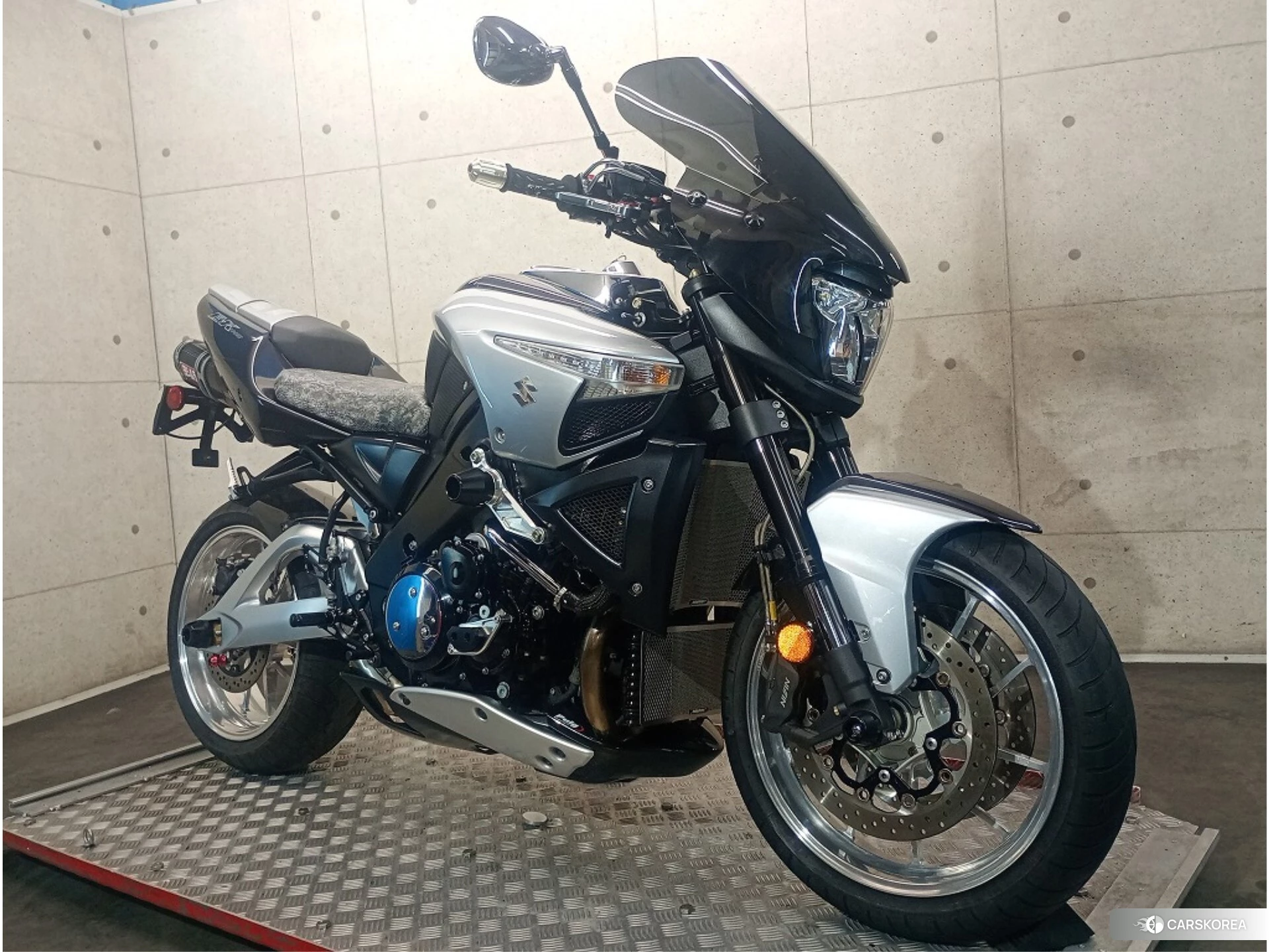 Suzuki GSX 1300 BK (B-KING) id 4183799 из Японии 22