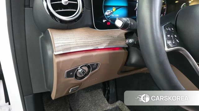 Mercedes-Benz E-Class W213 id 4745906 из Кореи 22