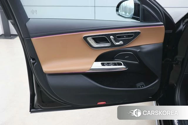 Mercedes-Benz E-class id 3920171 из Китая 22