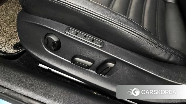 Volkswagen The New Passat id 4295008 из Кореи 22
