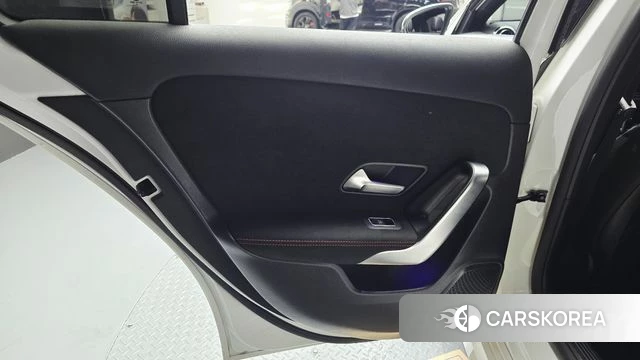 Mercedes-Benz A-Class W177 id 4309509 из Кореи 22