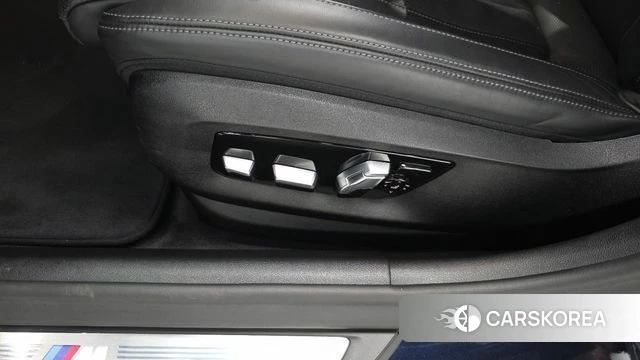 BMW 5 Series (G30) id 4625724 из Кореи 22
