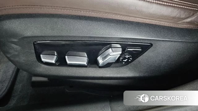 BMW 5 Series (G30) id 4416736 из Кореи 22