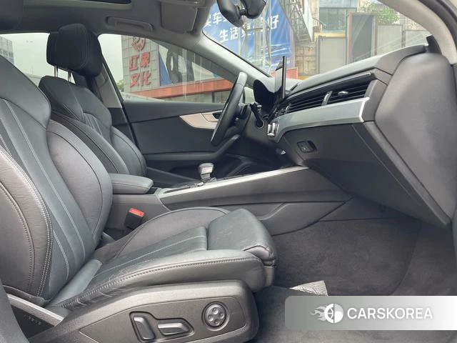 Audi A4L id 4290516 из Китая 22