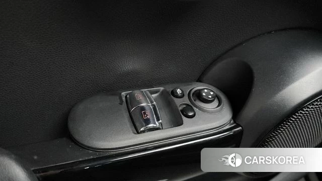 Mini Cooper id 4636949 из Кореи 22
