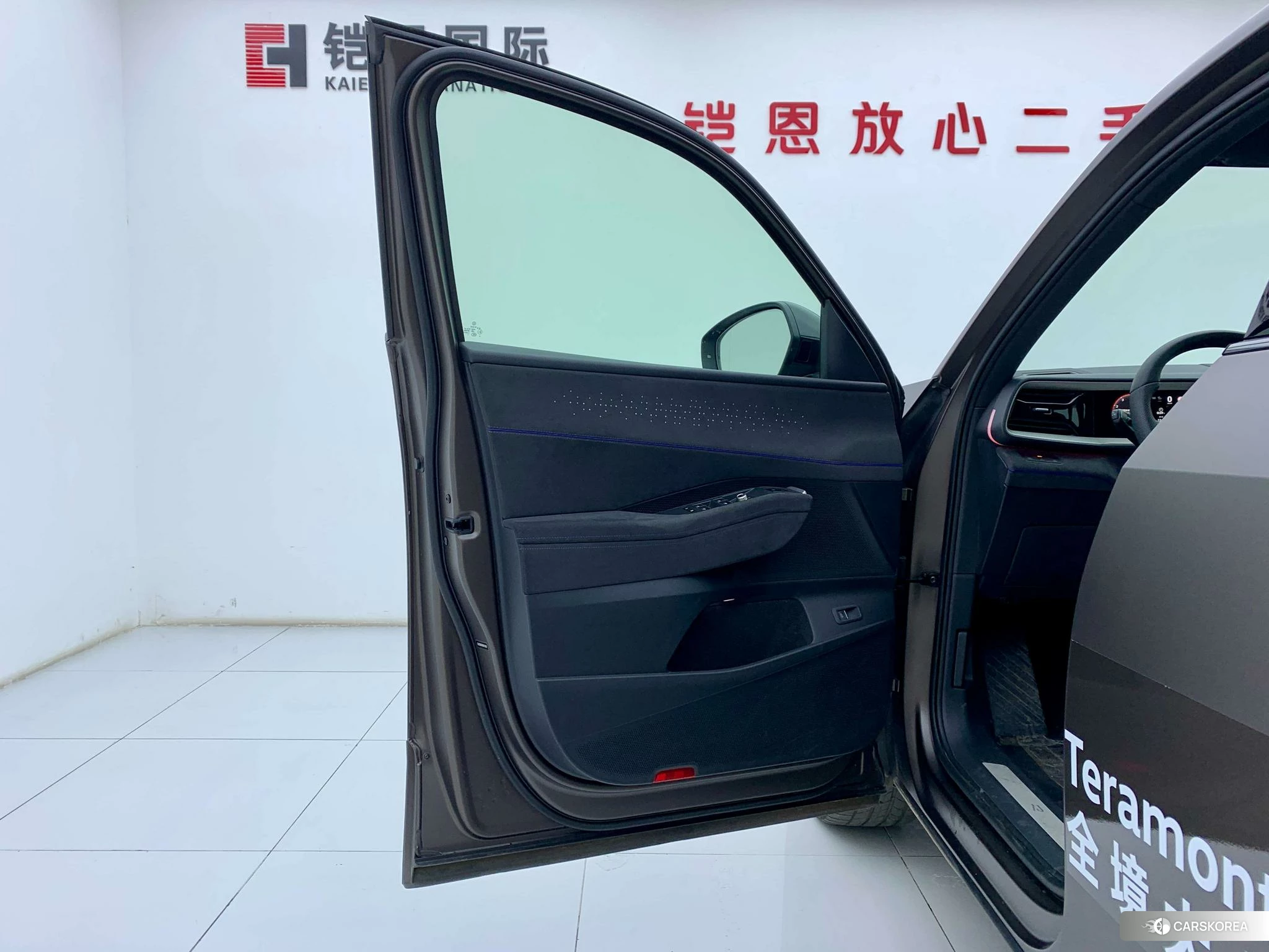 Volkswagen Tourang id 4499113 из Китая 22
