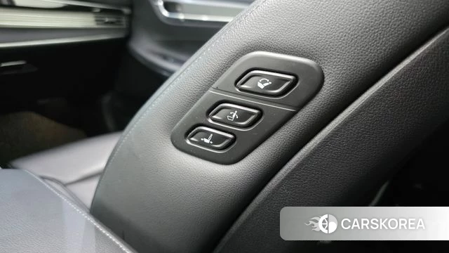 Hyundai The New Grandeur IG Hybrid id 4687811 из Кореи 22