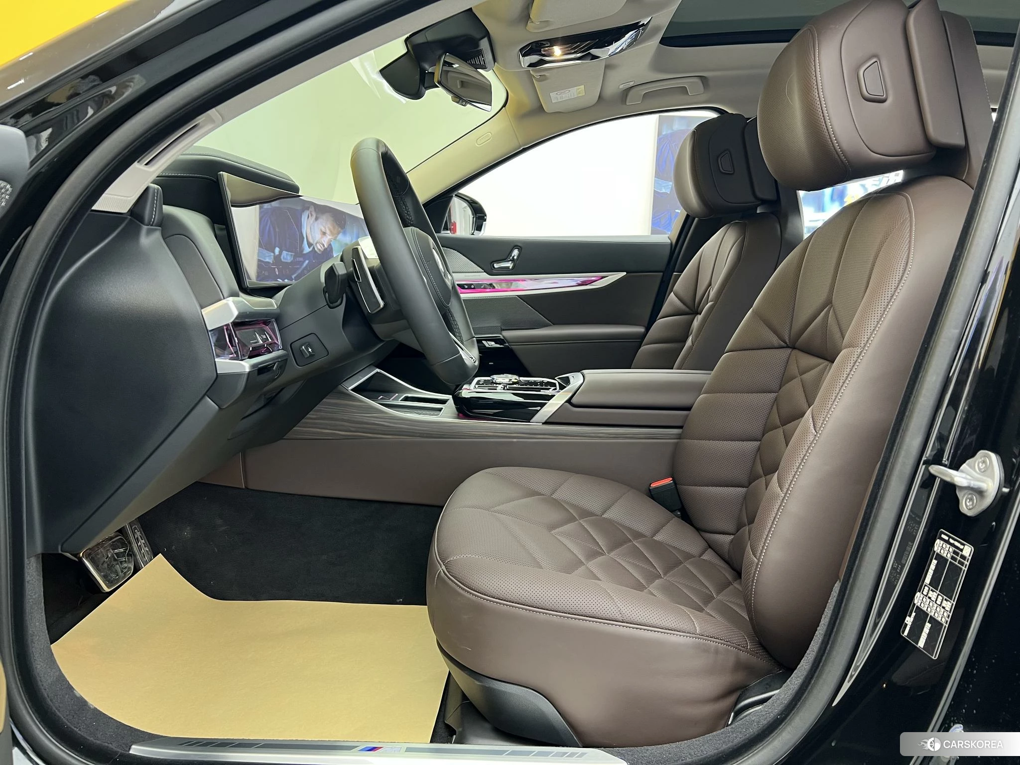 BMW 7 series id 4453879 из Китая 22