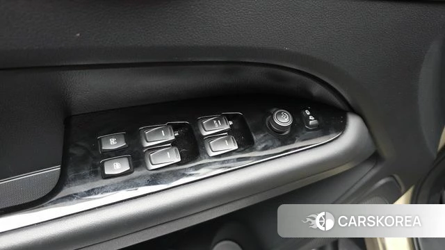 Ssangyong The New Rexton Sports Cannes id 4349561 из Кореи 22