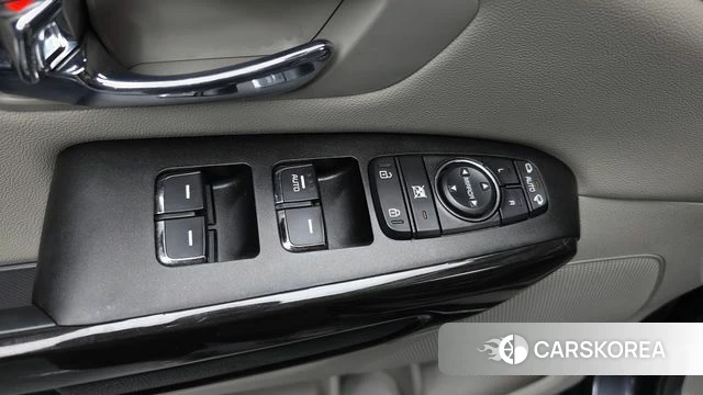 Kia The New Carnival id 4573987 из Кореи 22