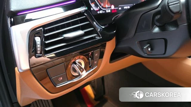 BMW 5 Series (G30) id 4433942 из Кореи 22