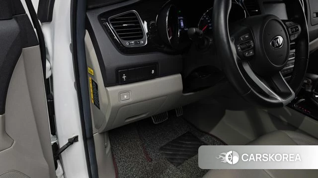 Kia The New Carnival id 4417343 из Кореи 22